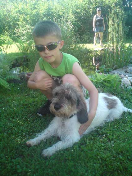 Do Bratčic jezdila ráda honit kočky, ...